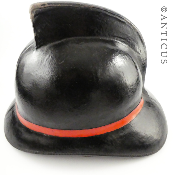 New Zealand Fireman's Helmet, 1955-1970.