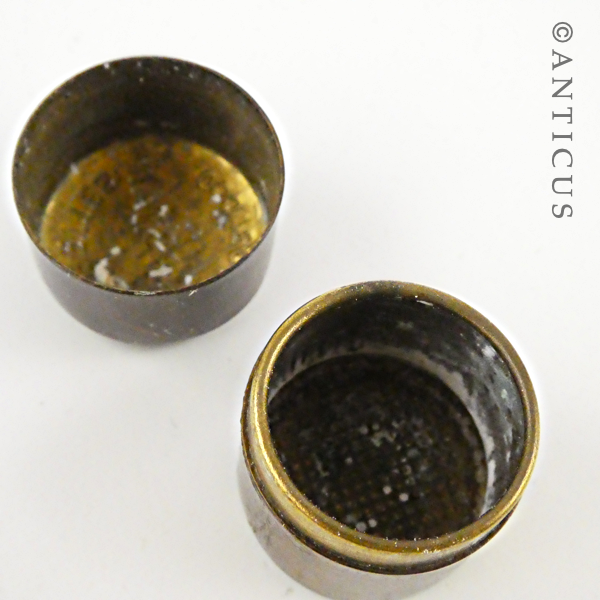 Capstan Vesta Tin, or Match Safe.