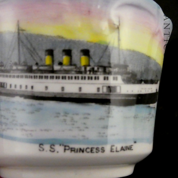 Shipping Cream and Sugar Bowl.