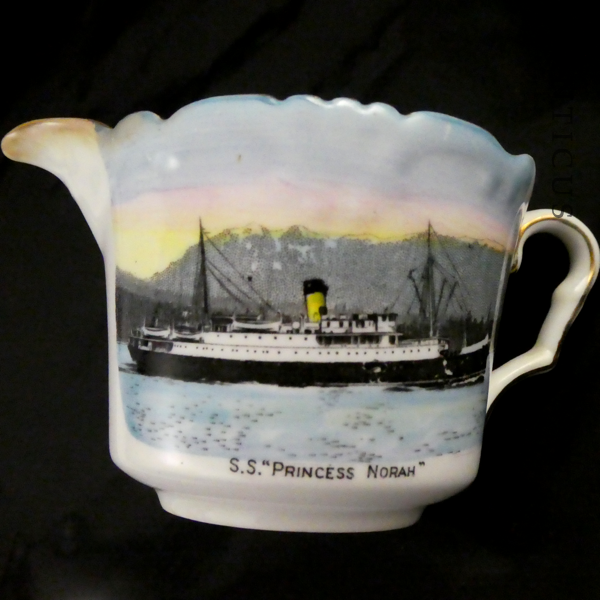 Shipping Cream and Sugar Bowl.