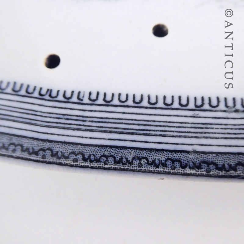 Large Victorian Blue and White Drainer.