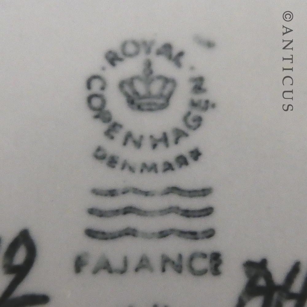 Royal Copenhagen Art Vase, Nils Thorsson.