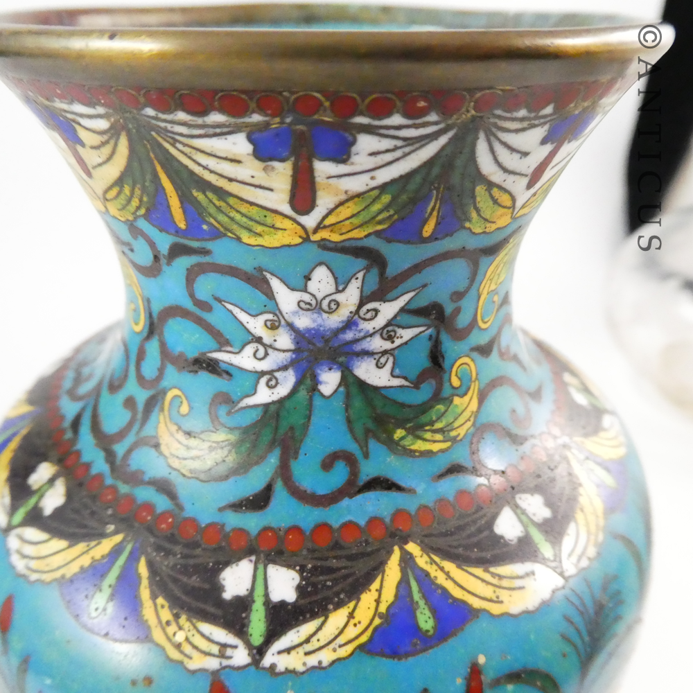 Antique Japanese Cloisonné Vase, Good Quality.
