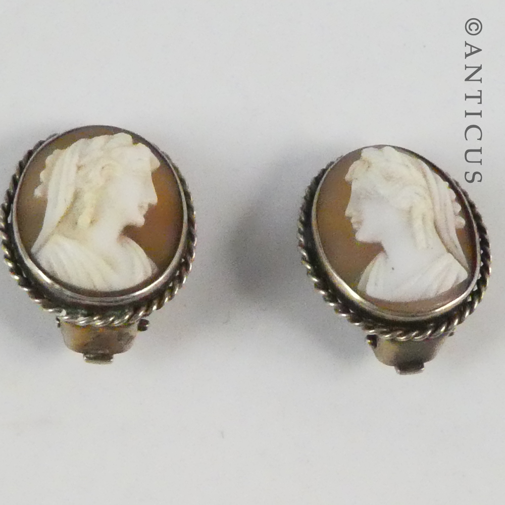 Pair of Well-Carved Cameo Earrings.