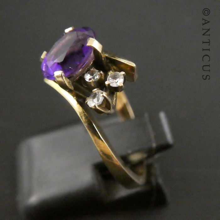 Gold and Amethyst Ring.