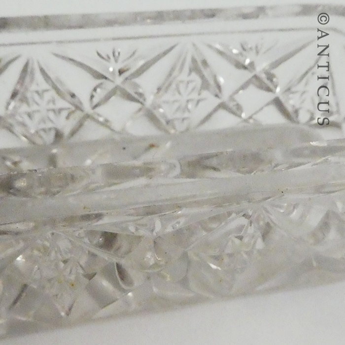 Antique Silver-Lidded Small Vanity Box.