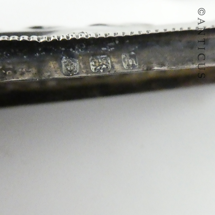 Antique Silver-Lidded Small Vanity Box.