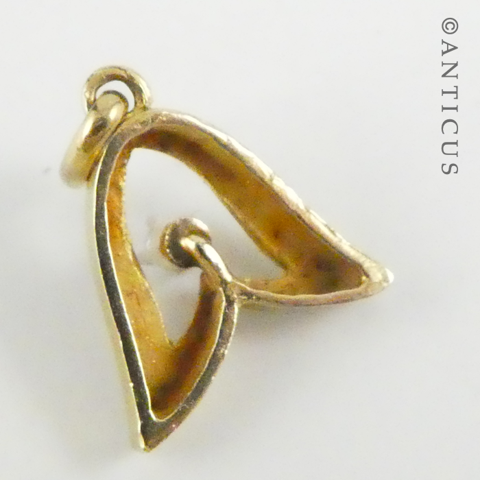 Gold and Diamond Pendant.