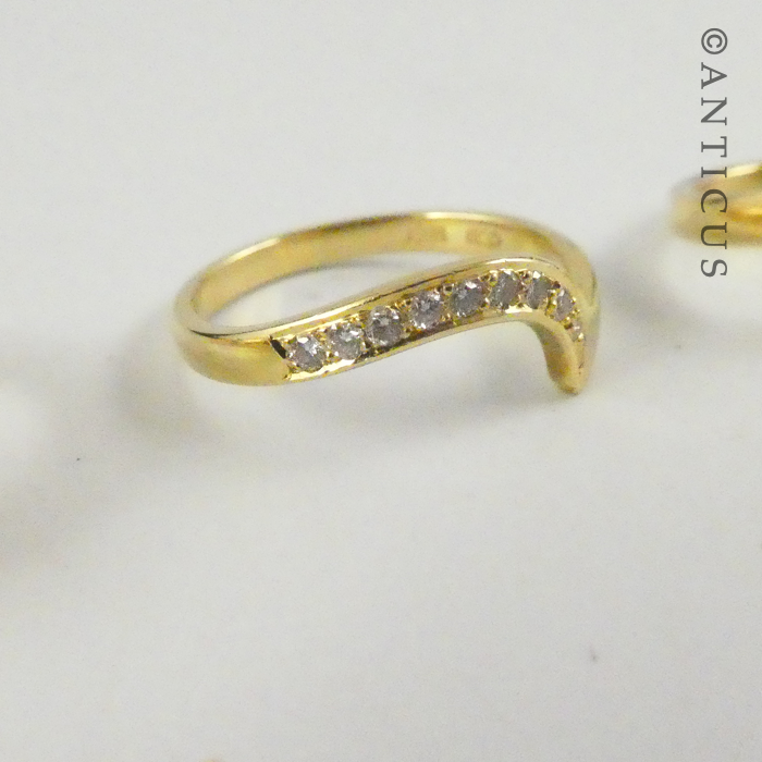 18ct Gold and Diamonds 3-Piece Ring Set.