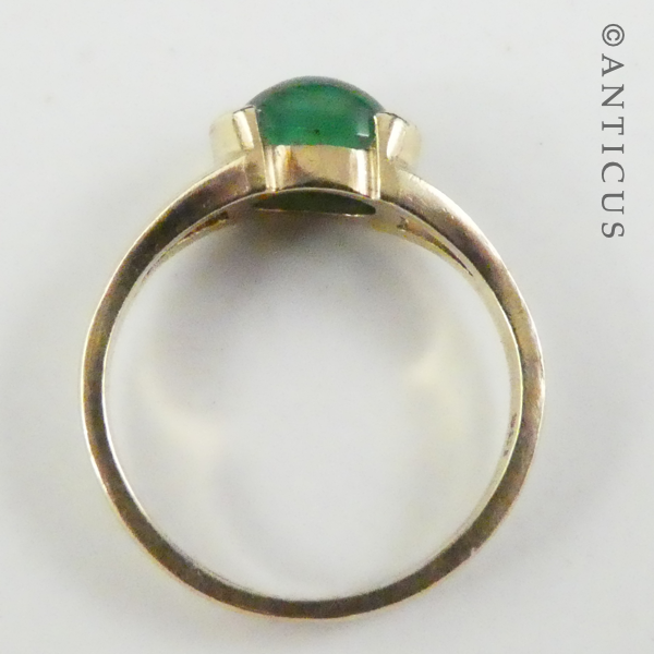 Gold and Emerald Cabochon Ring