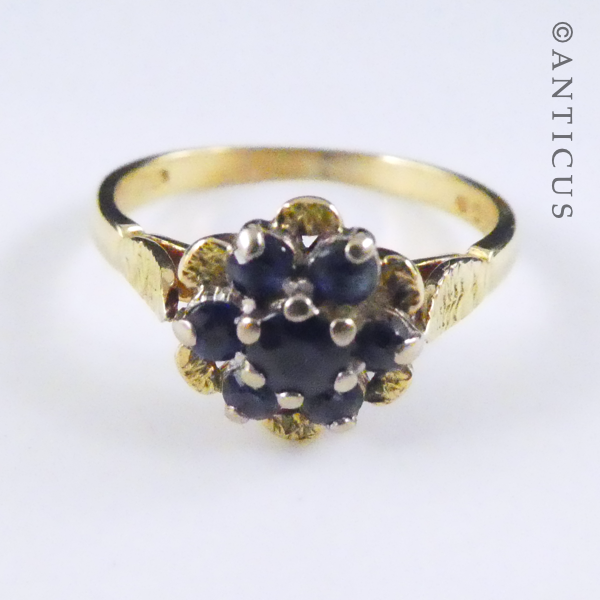 18ct Gold Sapphire Cluster Ring.