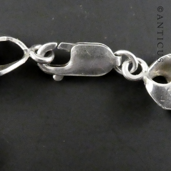 Engraved S-Pattern Link Bracelet