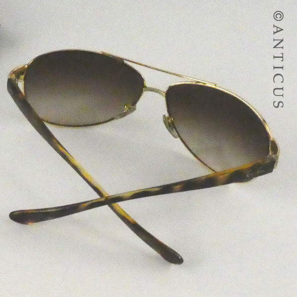 Ray-Ban Sunglasses with Original Case