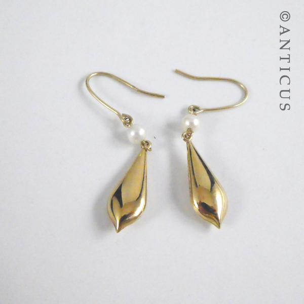 Vintage Gold and Pearl Drop Earrings.