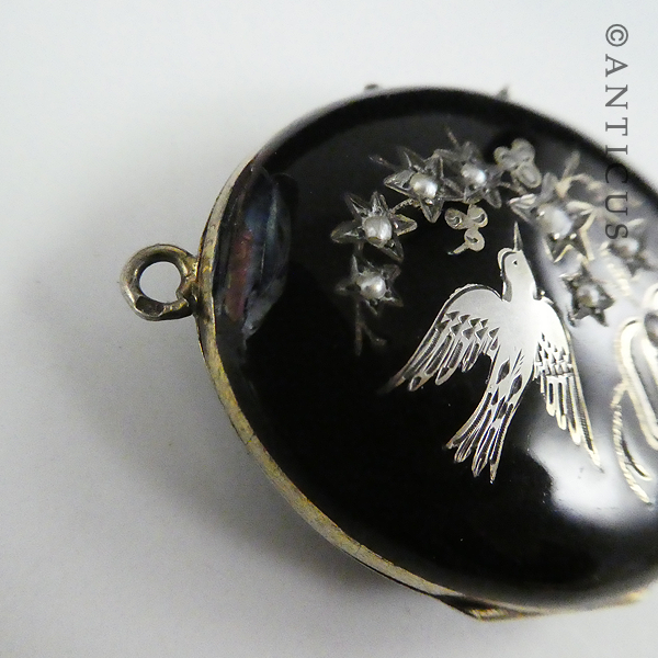 Victorian Black Enamelled Locket with Inlay.
