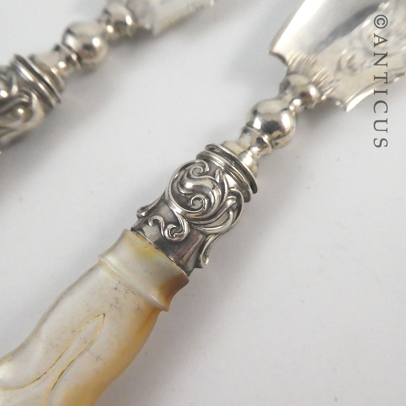 Pair of Victorian Silver Butter knives, 1854.