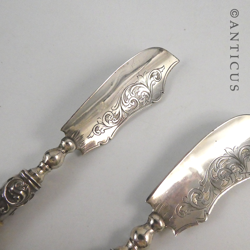 Pair of Victorian Silver Butter knives, 1854.