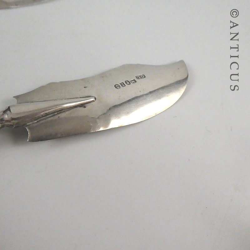 Pair of Victorian Silver Butter knives, 1854.