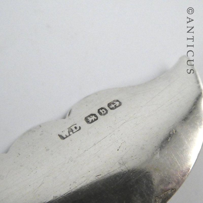 Antique Silver and Mother of Pearl Butter Knife.