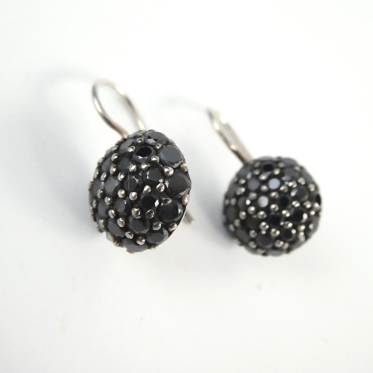 Black and Silver Sabo Earrings