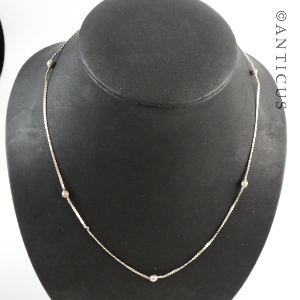 Silver Chain necklace with Balls.