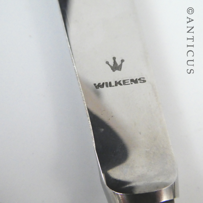 Set of 12 Silver Handled Vintage Knives.