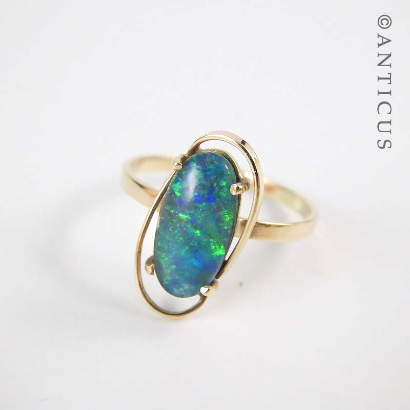 Gold and Opal Doublet Ring.
