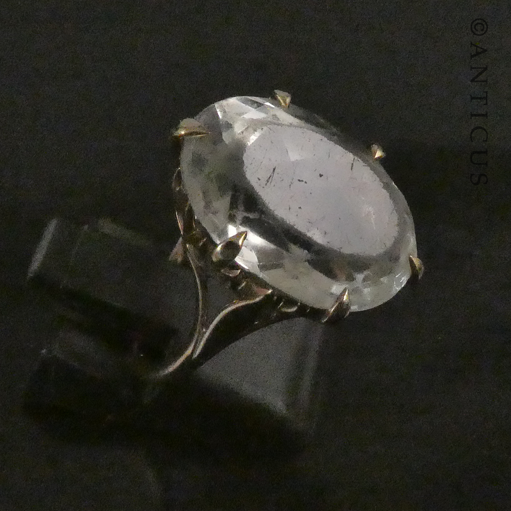 Vintage Pale Green Amethyst & Gold Ring.