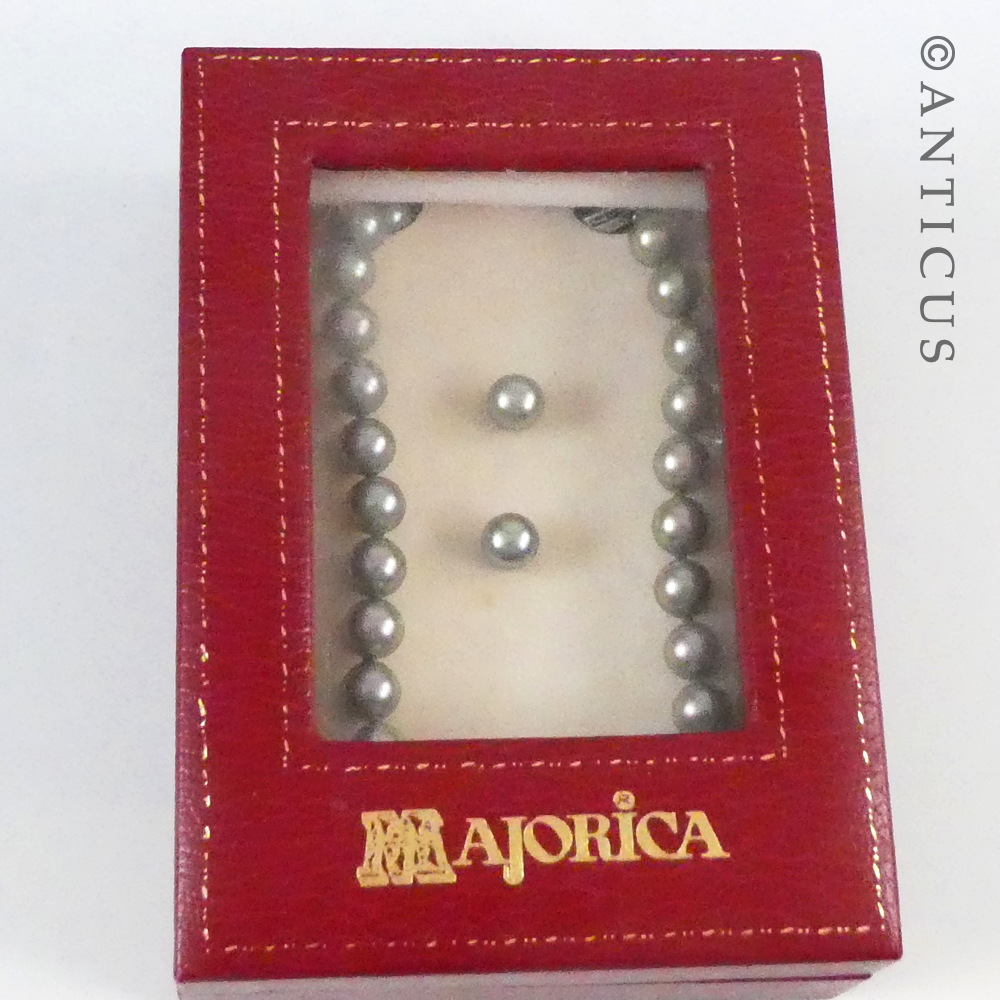 Faux Black Pearl Necklace and Earrings.