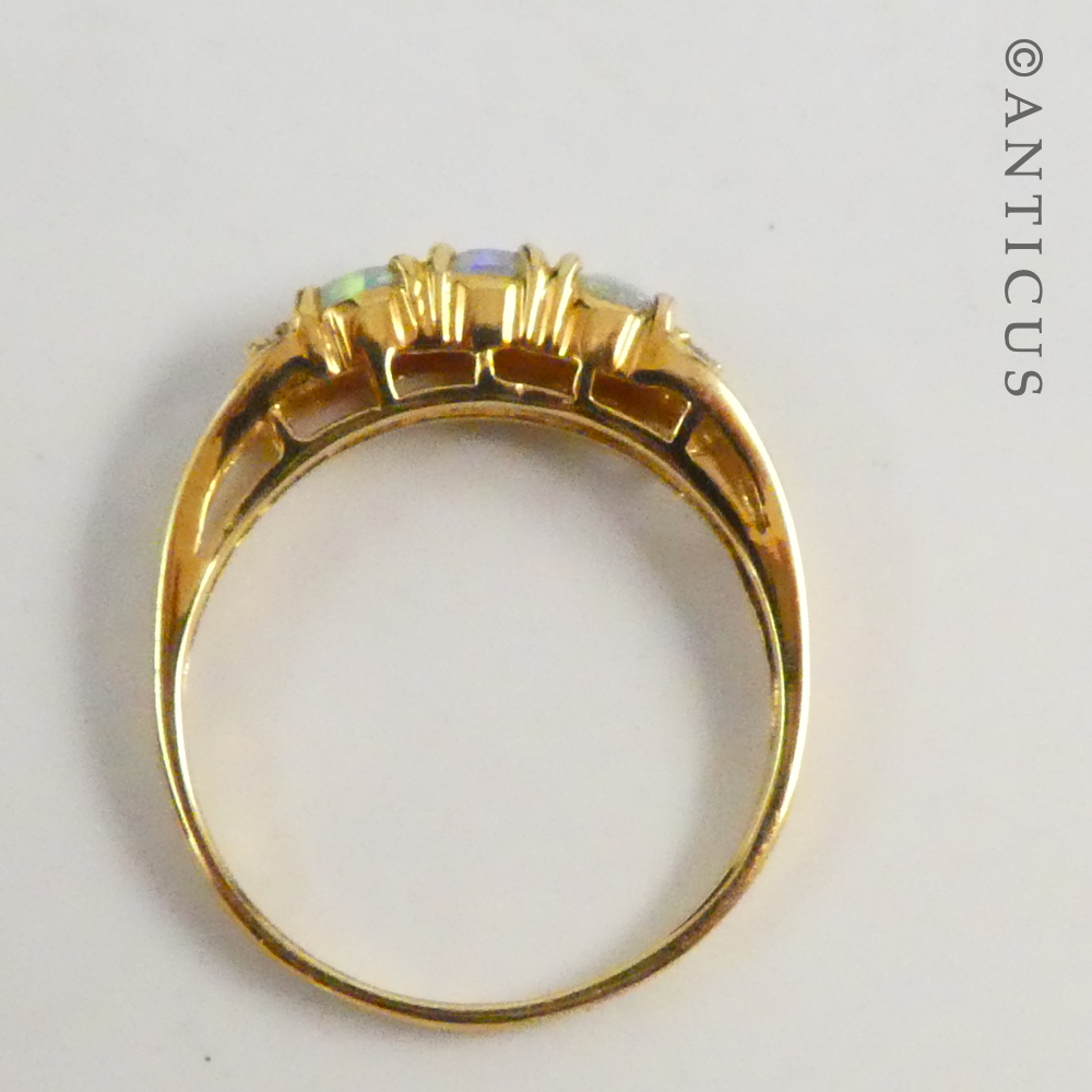 18ct Gold Opal and Diamond Ring