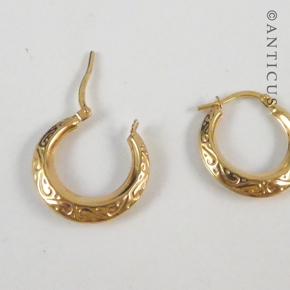 Pair of Small 9ct Gold Hoop Earrings.