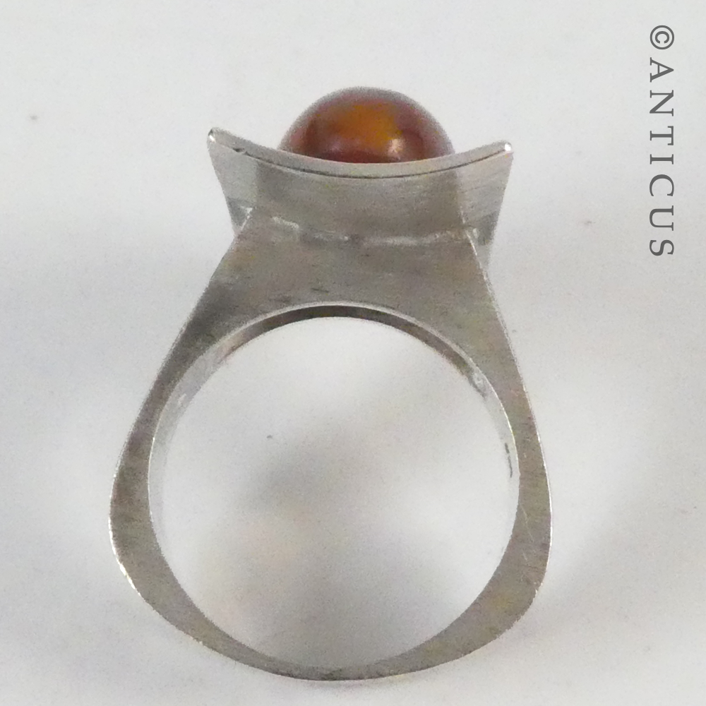 Silver Modernist Ring, with Agate Stone.