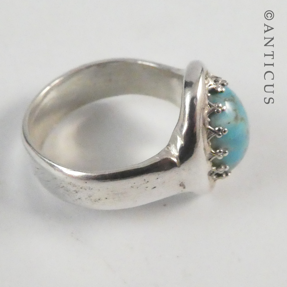 Silver and Turquoise Vintage Ring.
