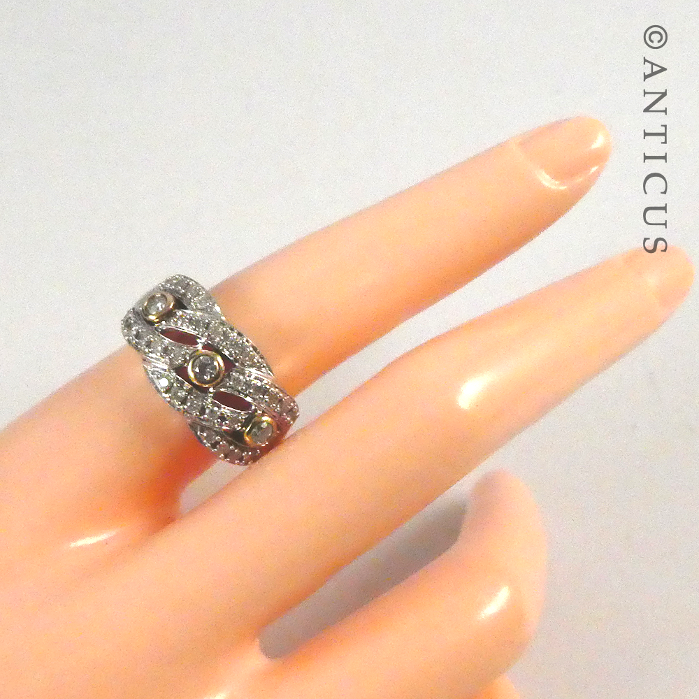18ct Modern Diamond Dress Ring.