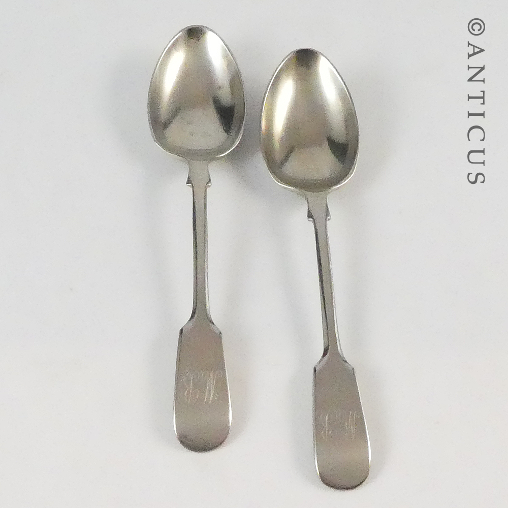 Pair of Fiddle Pattern Antique Teaspoons.