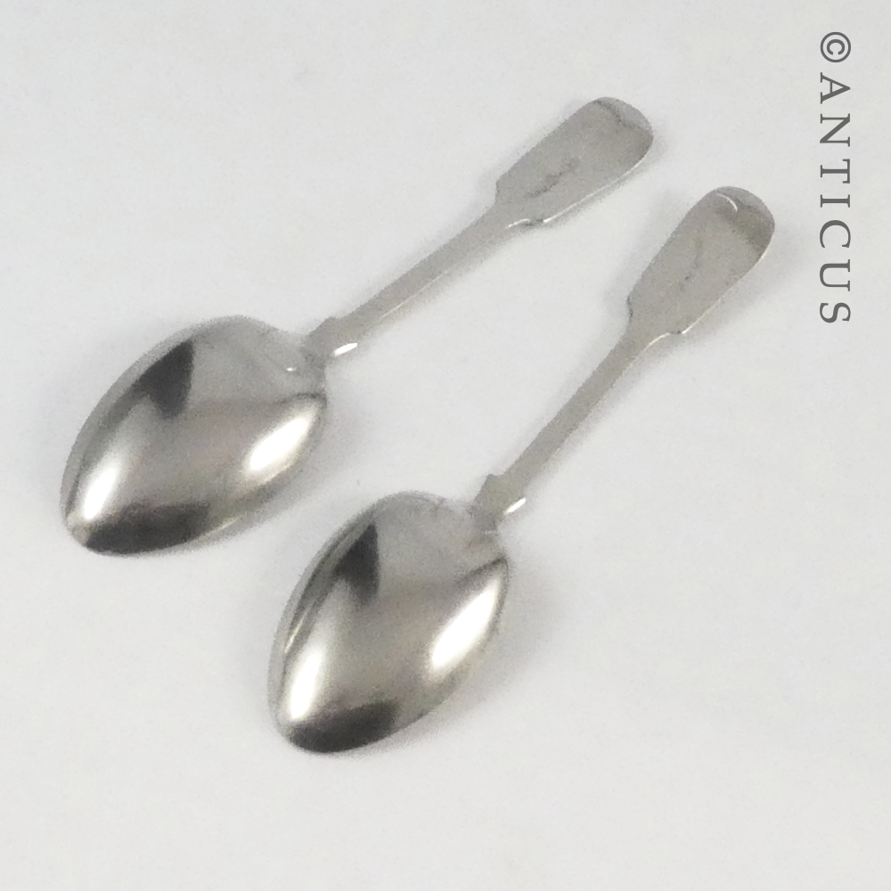 Pair of Fiddle Pattern Antique Teaspoons.