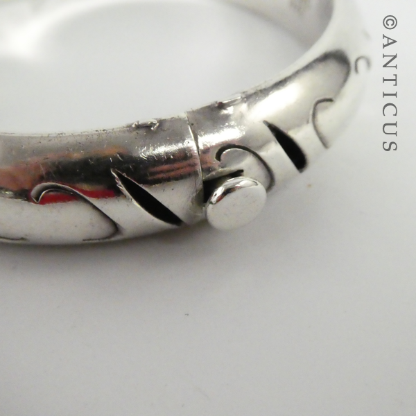 Mexican Sterling Silver Snap Bangle.