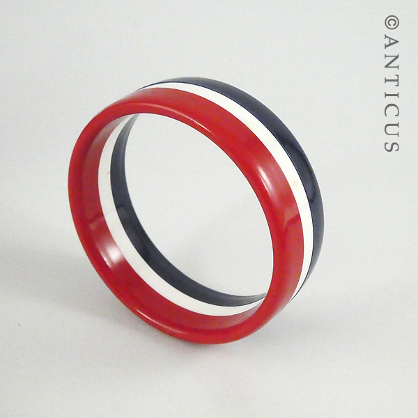 Swinging Sixties Bangle.