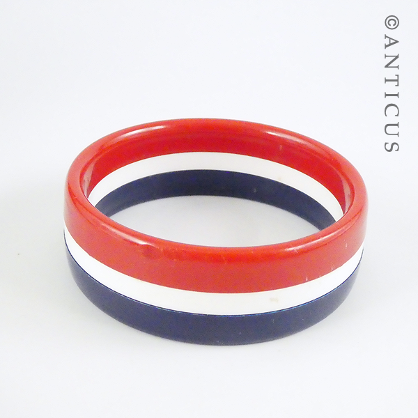 Swinging Sixties Bangle.