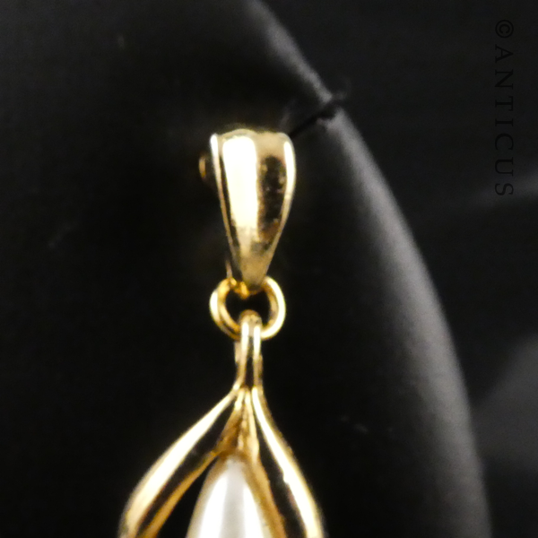 Costume Earrings, Gold Plate and Faux Pearl.