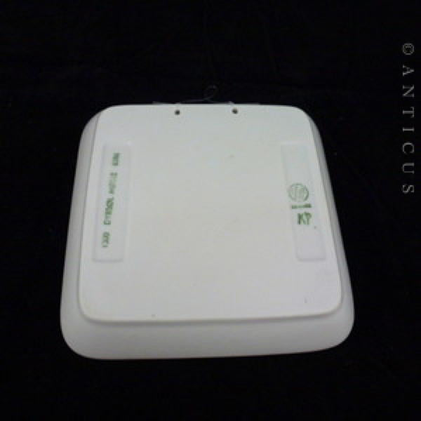 Bing & Grondahl Dish, Dybolle Molle.