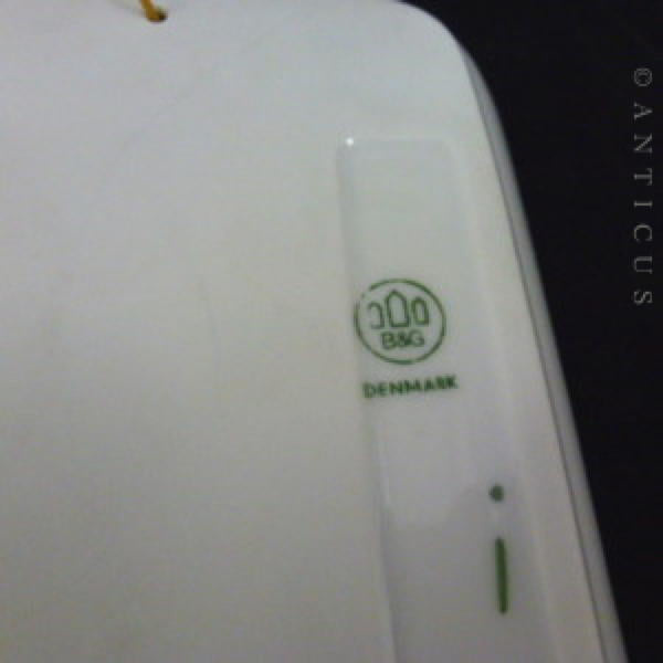 Bing & Grondahl Dish, Frederiksborg.