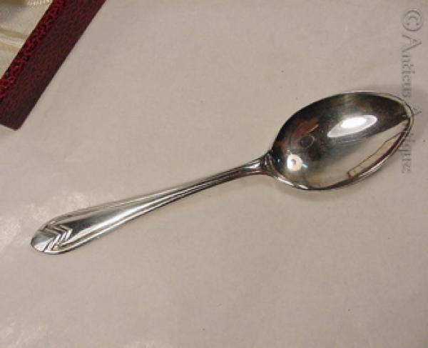 Boxed Set of Six Sterling Silver Deco Tea Spoons.