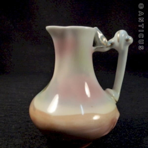 Royal Bayreuth Jug, Desert Tribesman on Horseback.