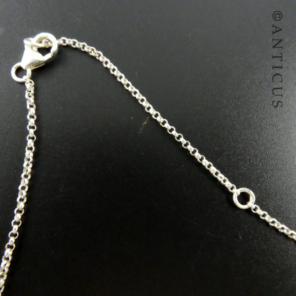 Pearl and Silver Pendant on Chain.