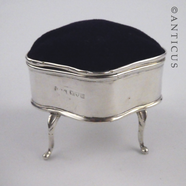 Small Lidded Silver Trinket Box, Chester, 1910.