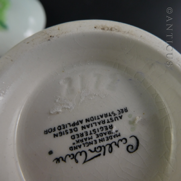 Carlton Ware Lidded Honey or Jam Pot.