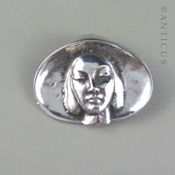 Cast Silver Brooch, Girl in Pipi Shell.
