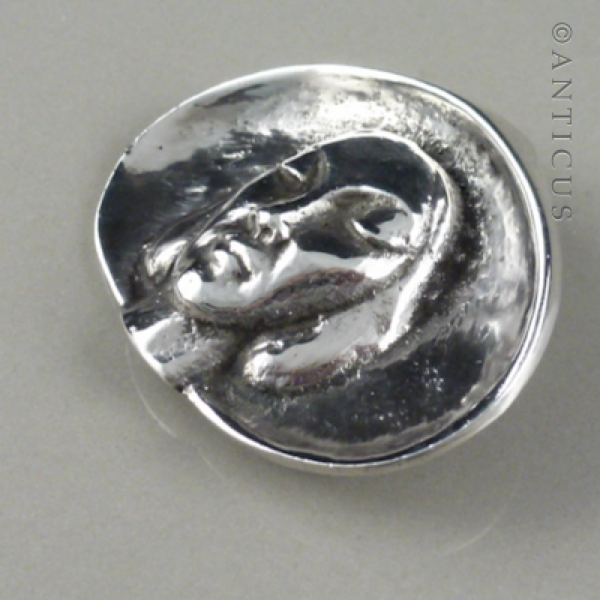 Cast Silver Brooch, Girl in Pipi Shell.