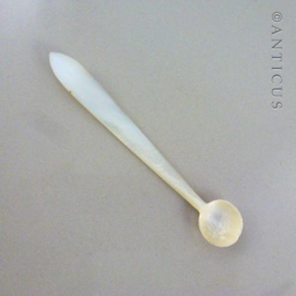Mother of Pearl Salt Spoon.